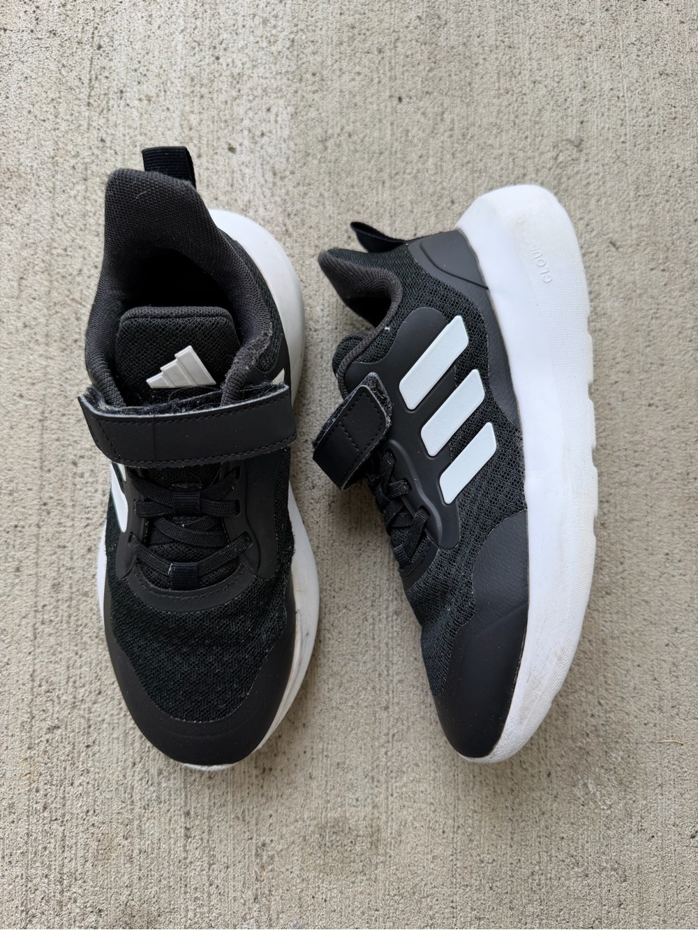 adidas Unisex FORTARUN 3.0 SHOES running shoes youth size 3